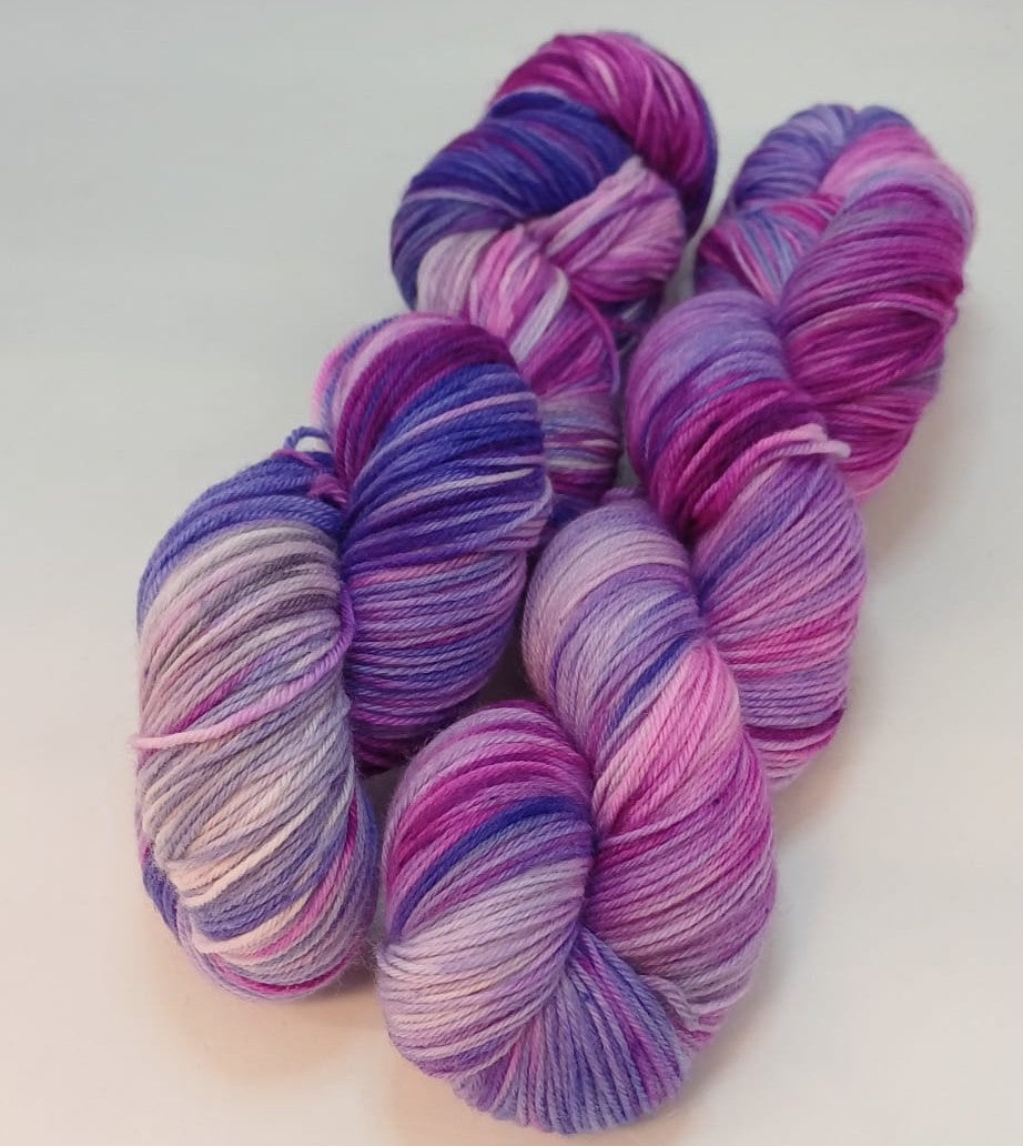 Bresni's Merino Fuchsia Storm