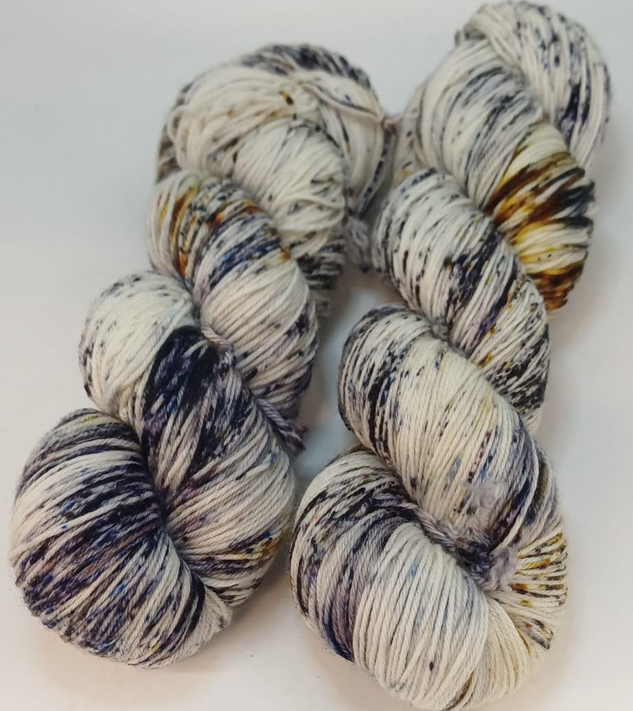 Bresni's Merino Misty Amber Fields