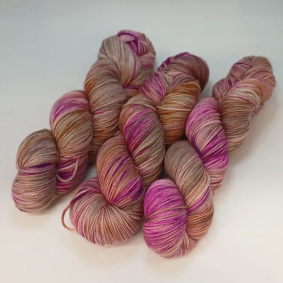 Bresni's Merino Sandstone Rose