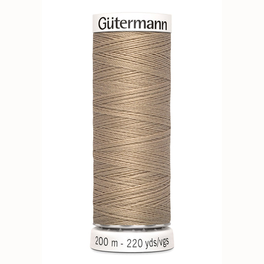 Gütermann Naaigaren, kleur 215