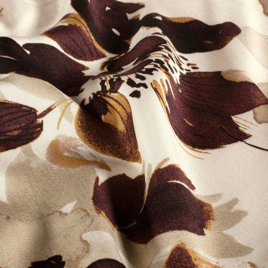 Viscose Satijn stof bedrukt Bloemen Camel