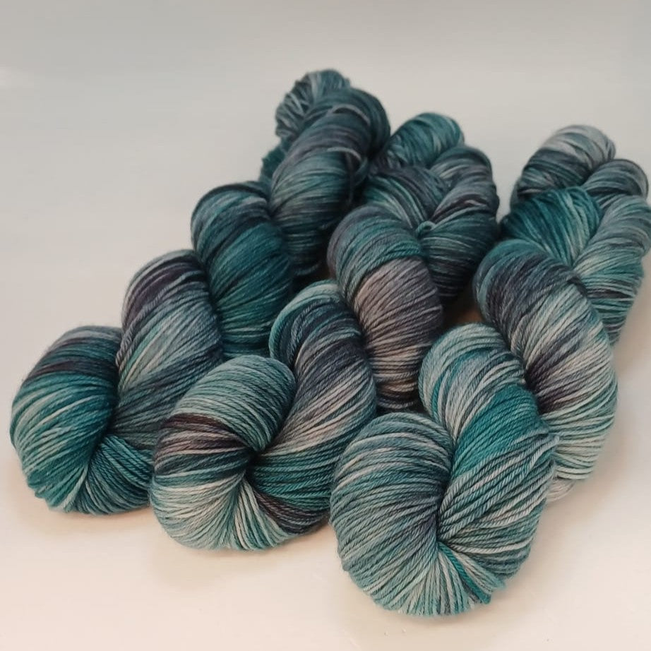 Bresni's Merino Graphite Teal
